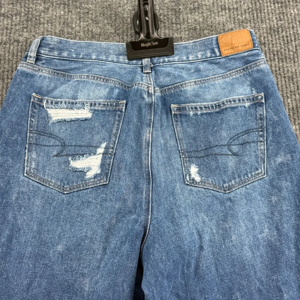 American Eagle Mom Jeans Womens 10 Long Blue Good Distressed Ripped Raw Hem